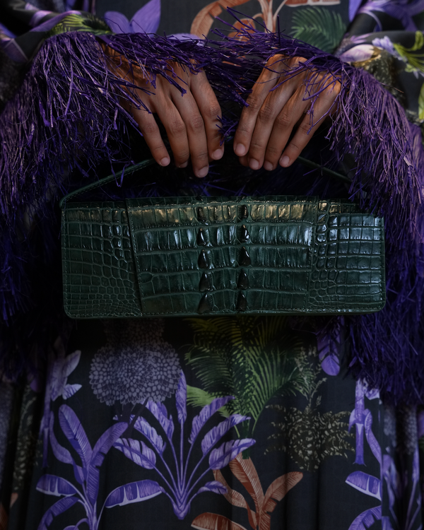 Emerald Alligator Hornback  Clutch