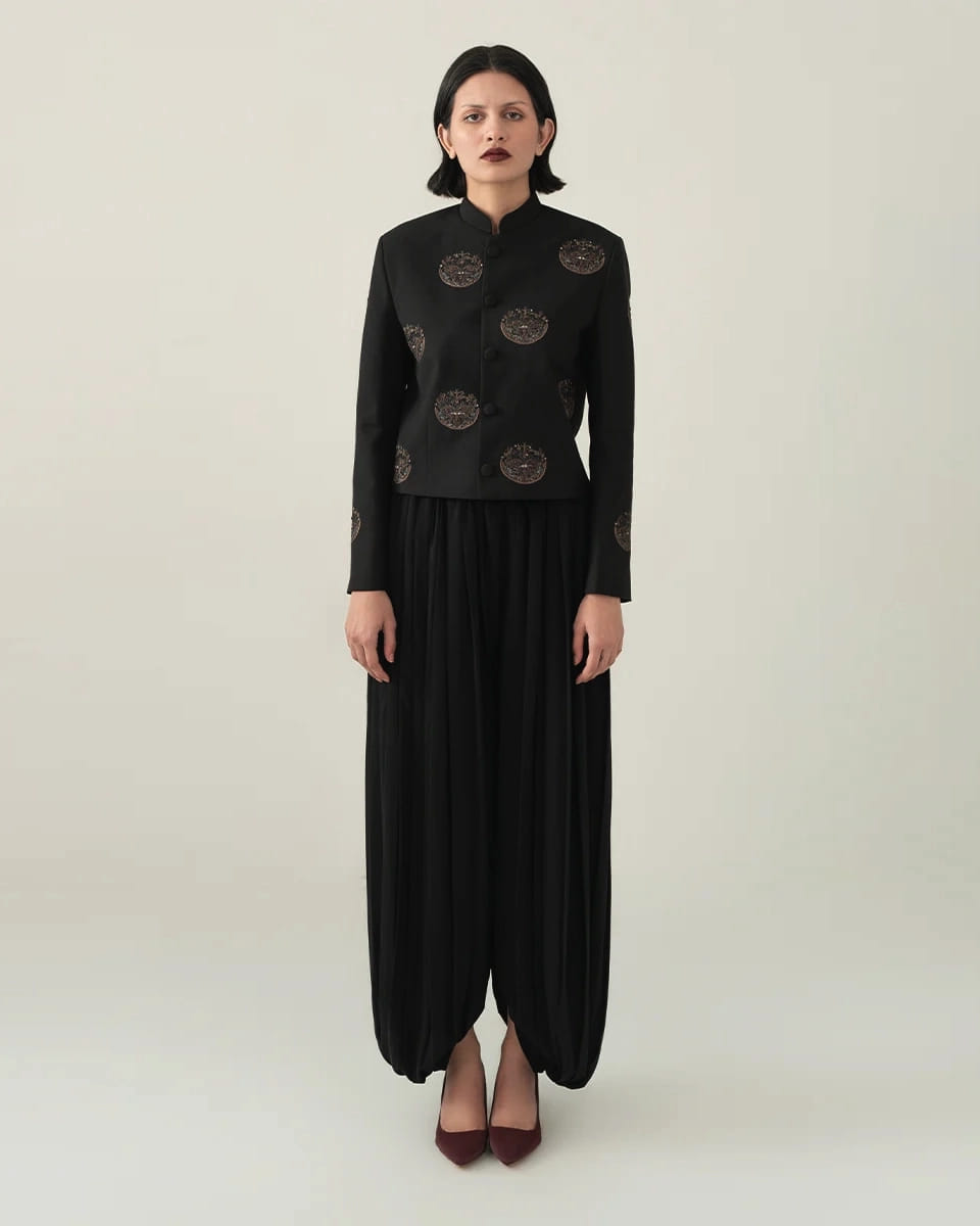 Hayat Hand Embroidered Structured Jacket (F)