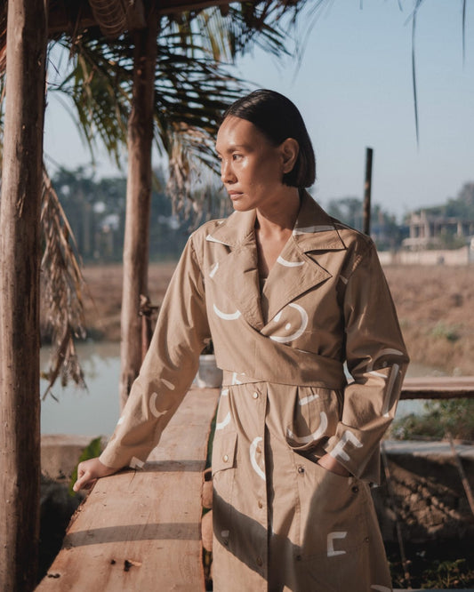 Copenhagen Trench - Khaki with White Line Print