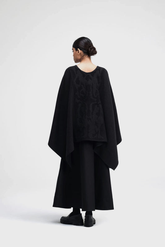 Jirin Embroidered Poncho (W)